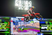Drama Anaheim 2 SX: Hunter Lawrence Menggila di Akhir Balapan, Chance Hymas Cedera Bahu