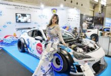 Keren! Modifikasi Toyota 86 Motif Mega Mendung Bersinar di Osaka Auto Messe 2026